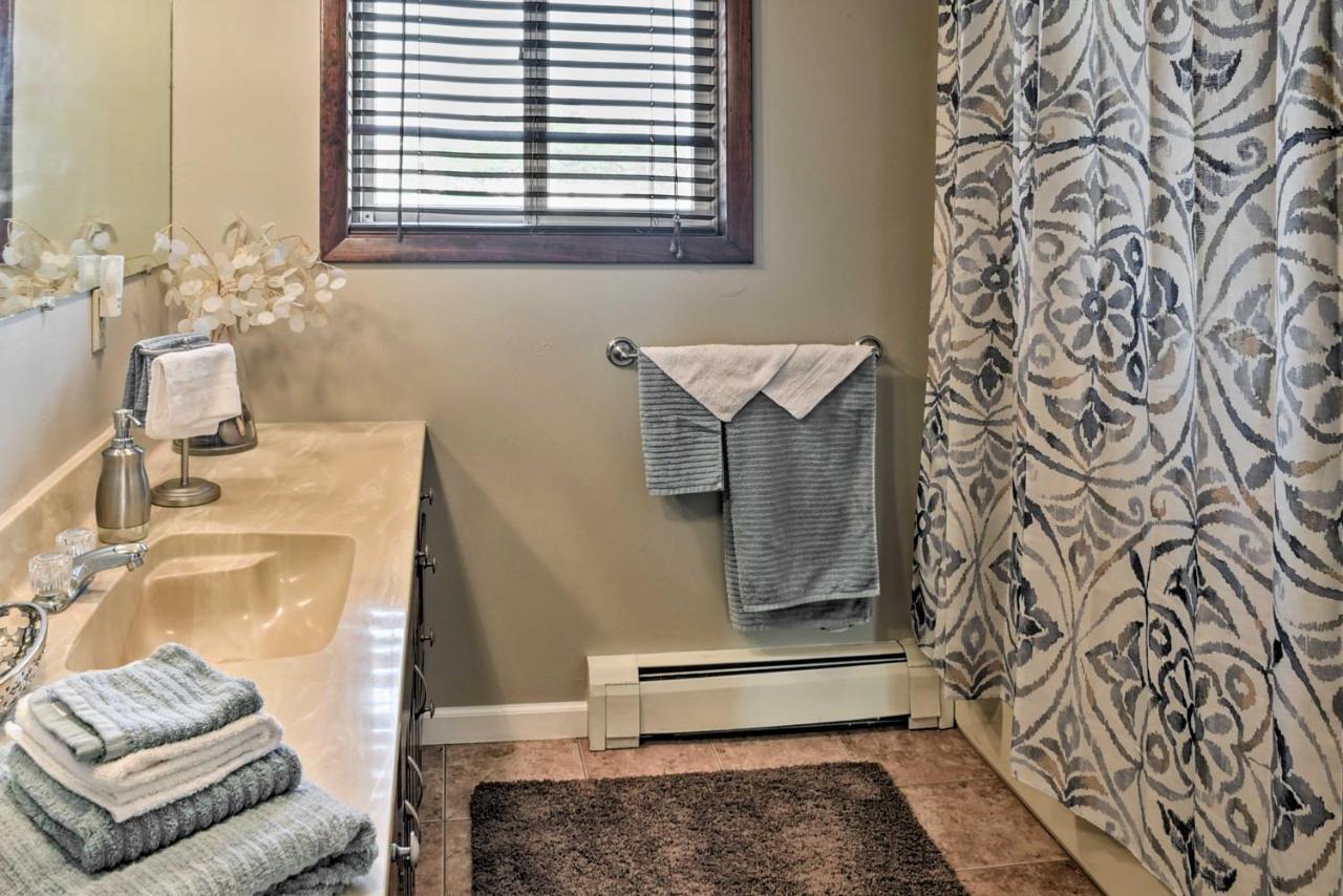 East Tawas Apartment Near Lake Huron And Downtown! Eksteriør bilde